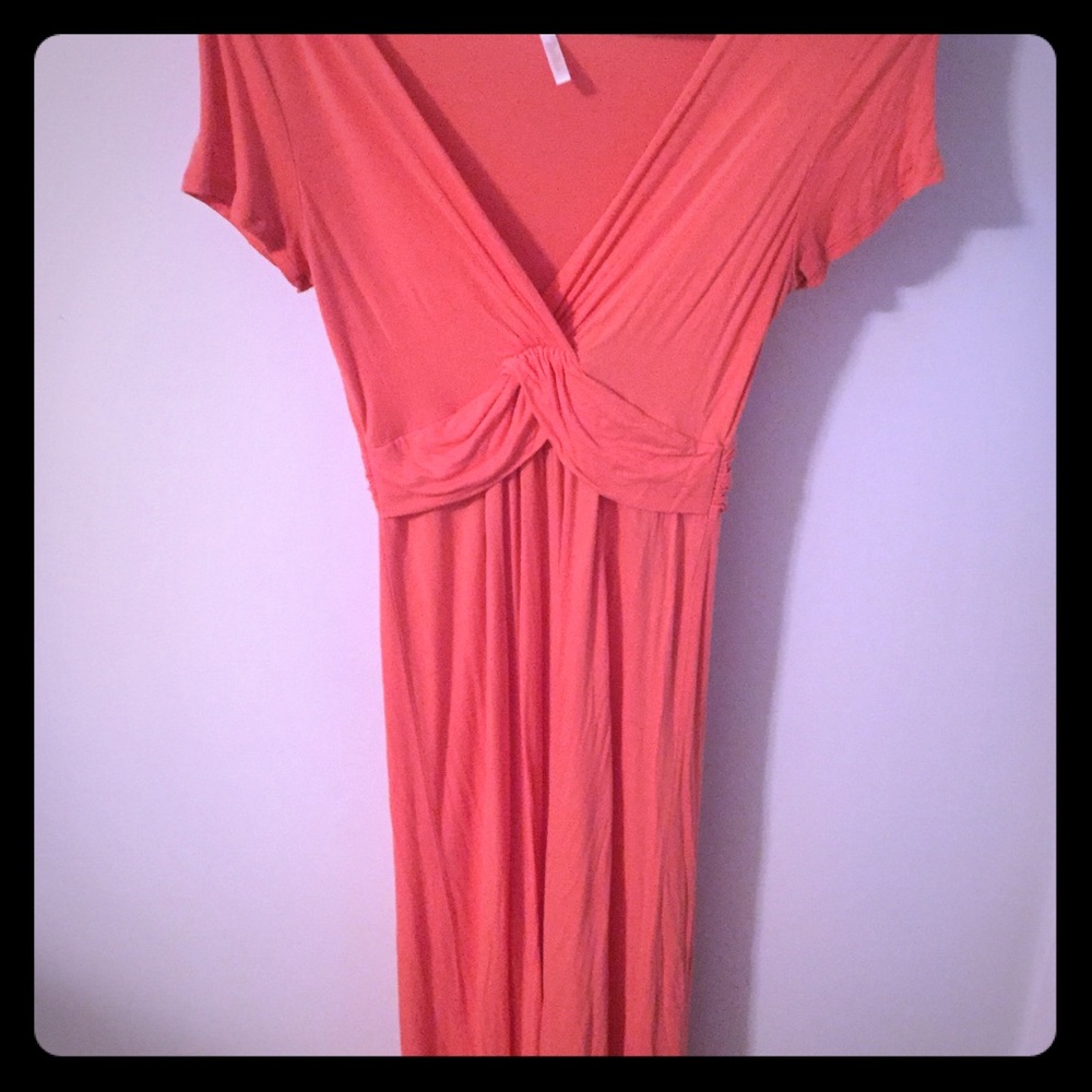 **3/25** with BUNDLE Coral MAXI dress